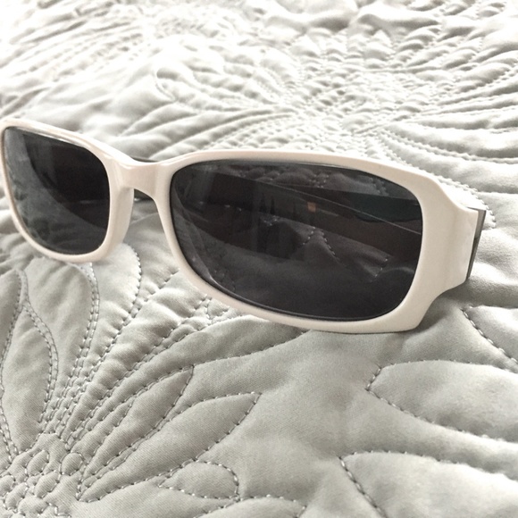 Italian Killer Loop Ladies Capri Sunglasses - Picture 6 of 13